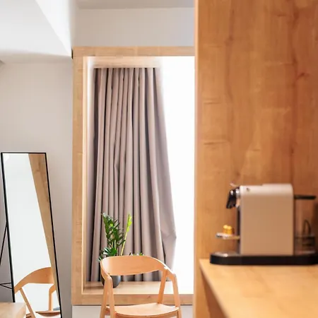 Skg Cityscape Metropolis Apartment